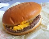 100％ビーフのタルタルチーズバーガー作り方2写真
