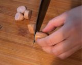 お弁当に!餃子の皮でてるてる坊主作り方1写真