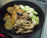 鶏もも肉ときのこの黒酢照り焼き作り方2写真