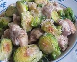 鶏もも肉と芽キャベツの塩麹炒め作り方6写真