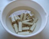 おせちにも☆ゴボウの胡麻きなこ絡め♫作り方1写真