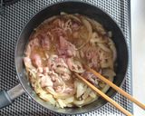 鍋で煮るだけ☆ごはんが進む簡単豚丼。作り方2写真