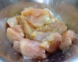 めちゃめちゃしっとり✨鶏むね肉の生姜にんにく焼き作り方2写真