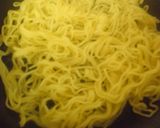 焼きそばチーズのせピザ風焼き!作り方4写真