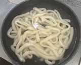 鮭フレークのせ♪塩昆布とオクラのクリーミーうどん作り方1写真