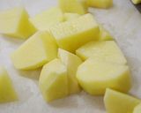 ポテトとローズマリーの炒め物作り方1写真