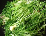 ⁂妻も絶賛⁂牛肉と豆苗えのき炒め！作り方6写真