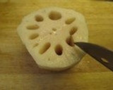 我家の手作りおせち☆ピリっと甘辛蓮根炒め作り方3写真