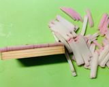 かまぼことセロリの梅干和え作り方1写真