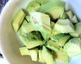 白味噌が隠し味☆アボカドエビパスタ作り方1写真