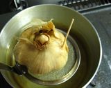 丸ごとニンニクのバクダン揚げ作り方4写真