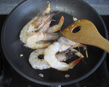 食べるラー油で本格中華☆エビの四川風炒め作り方5写真