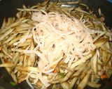 母のごぼうのひき肉炒め作り方2写真