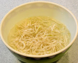 切干大根とかいわれの海苔ツナ山葵和え作り方1写真