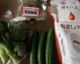 ブロッコリーときゅうりの荒目昆布サラダ作り方1写真