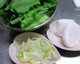 レタス沢山の雑煮☆作り方2写真