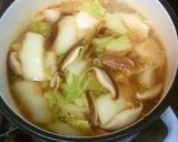 豚肉と白菜とキノコのゴマ風味ピリ辛お雑煮作り方5写真