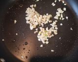 箸が止まらない。ガリバタチキン丼作り方3写真