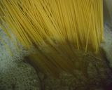 塩分控えめ具だくさんのミートソースパスタ作り方1写真