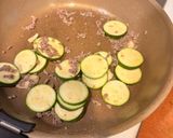 夏野菜☆ズッキーニ挽き肉のトマトパスタ作り方3写真