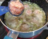 キャベツと鶏団子のスープ作り方3写真