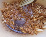 すき焼き味のひき肉を絡めて食べるきしめん作り方3写真