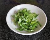 ☆蒸し鶏と三つ葉の梅みぞれポン酢和え☆作り方3写真