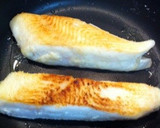 簡単♫カレイのムニエル エリンギソース作り方3写真