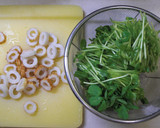 簡単☆豆苗とちくわの炒め物作り方1写真