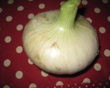 丸ごと♪新玉ねぎのコンソメスープ♪作り方1写真