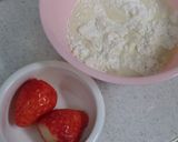 離乳食・つかみ食べ☆いちごのパンケーキ作り方1写真