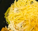 鶏肉とアスパラのクマヨネーズソースパスタ作り方3写真