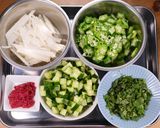 甘酸っぱ~い夏の🎐ネバネバ夏野菜サラダ🥗作り方3写真