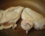 簡単で香ばしい!鶏ムネのマヨ炒め作り方3写真