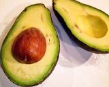 アボカドとタコの塩辛のカナッペ作り方1写真