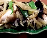 たっぷりしょうがと鶏肉の炒め物　タイ風作り方7写真
