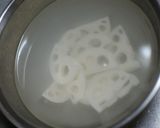 鶏ガラスープでれんこんの白煮作り方2写真
