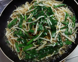 ニラともやしの卵とじ作り方4写真