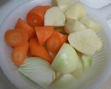ストウブDEチキンと野菜のトマト煮込み作り方2写真