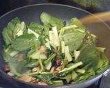 台湾料理～小松菜と豚肉の沙茶醤炒め作り方7写真