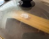 茄子と豚こま肉の和風ペペロンチーノパスタ♫作り方3写真