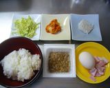 一石⑤鳥☆満点☆目玉焼き丼作り方1写真