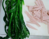 魚肉ｿｰｾｰｼﾞとほうれんそうのナムル作り方1写真