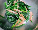 魚肉ｿｰｾｰｼﾞとほうれんそうのナムル作り方4写真