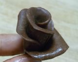 簡単デコ♡バレンタインにチョコでバラの花作り方13写真