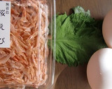 青ジソと桜エビのしょうゆ味つけ卵焼き作り方1写真