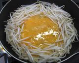 ～もやしと卵でお好み焼き風な卵焼き～作り方2写真