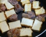 簡単♥鶏肉と厚揚げの焼き煮（弁当に☆）作り方2写真