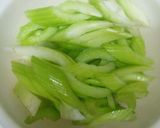 えっ!?牛乳と醤油だけで炒めもの!!作り方1写真
