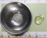 簡単！れんこんとピーマンと鶏もも肉の黒酢炒め作り方3写真